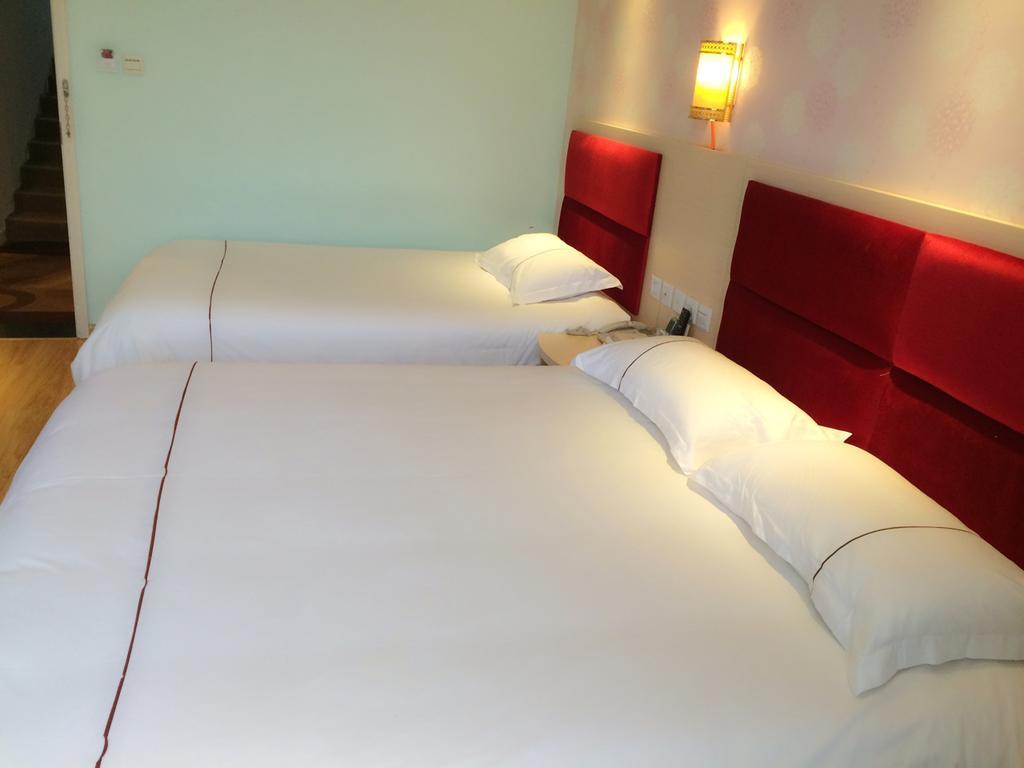 Super 8 Hotel Chengdu Airport Branch Zimmer foto